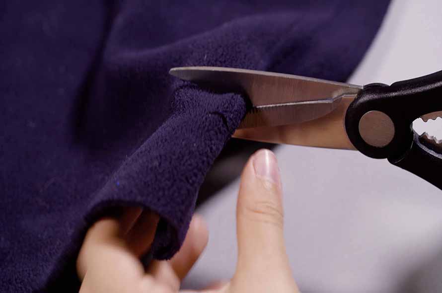 Cutting the fabric